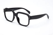 Daily 3pm Black