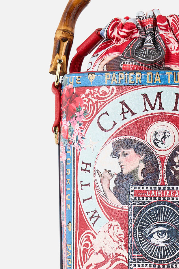 Camilla Drawstring bucket bag with keyring High class hookah