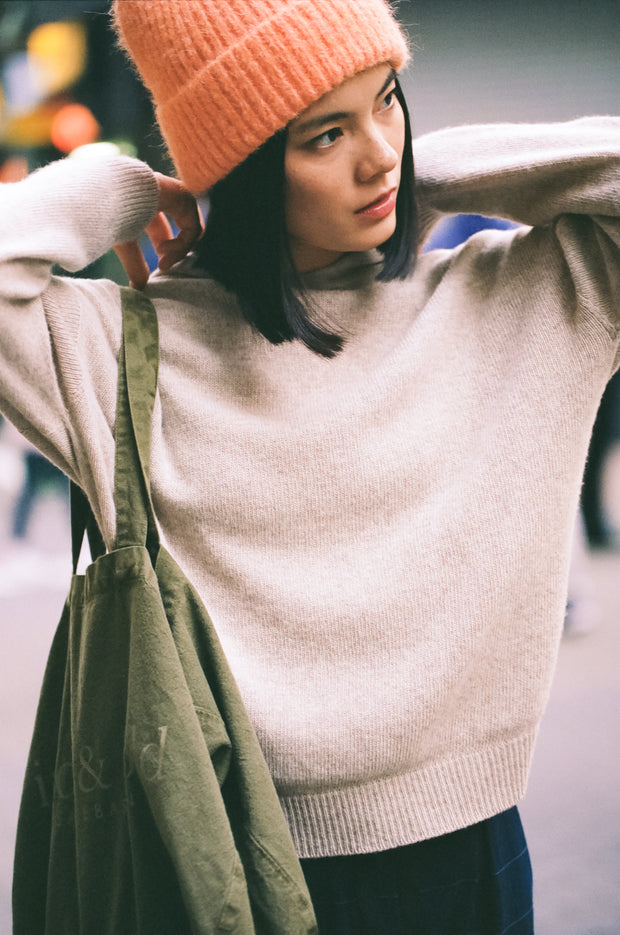 Indi & Cold Knitted Hoody Sweater Beige G450