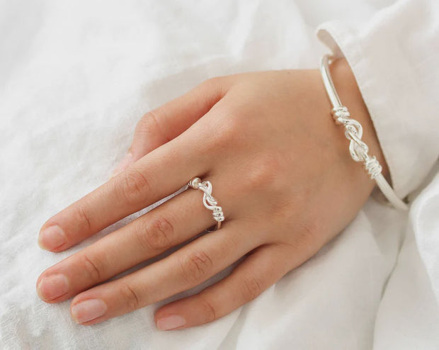 Whistle & Pop Trailblazer Elegant Eight Ring