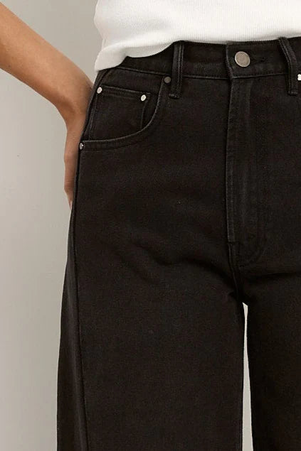 Varsity Black Wash Forward Seam Barrel Jeans