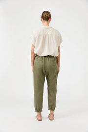 Studio Relaxed Pant in Khaki