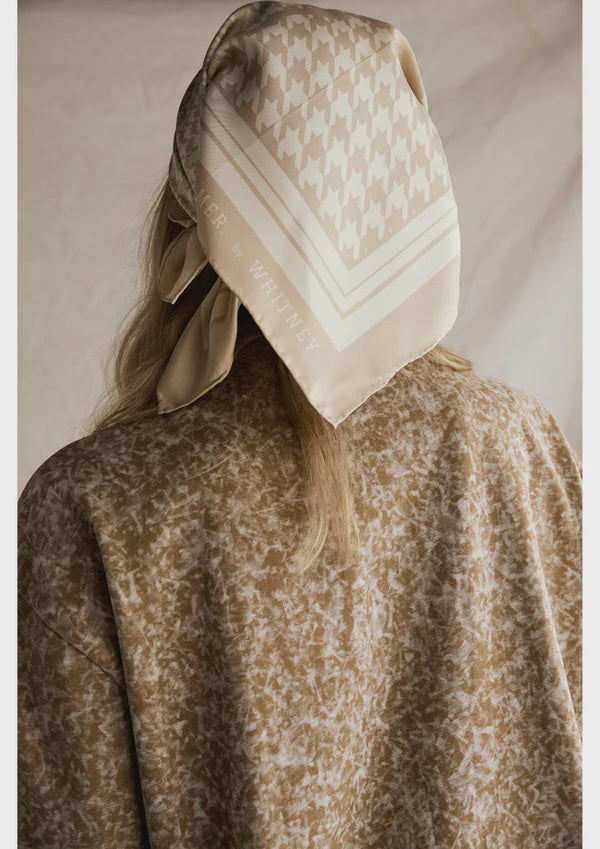 Far Mer Houndstooth Horse Latte Cotton Bandana