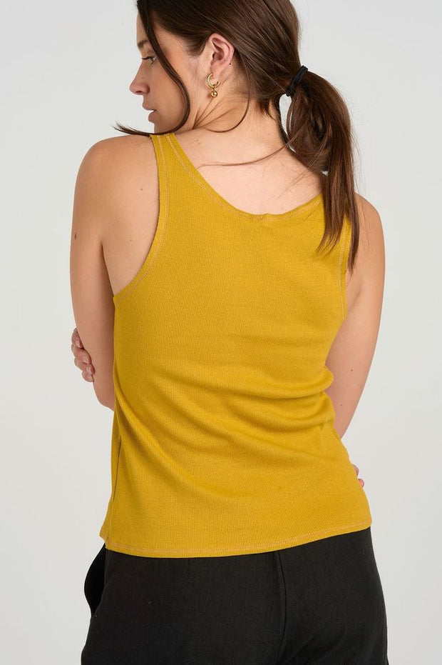 Layer Tank (MULTIPLE COLOURS)